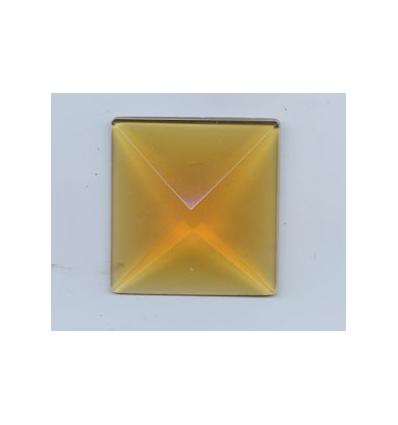 cabochon Pyramide de 20x20mm Ambre