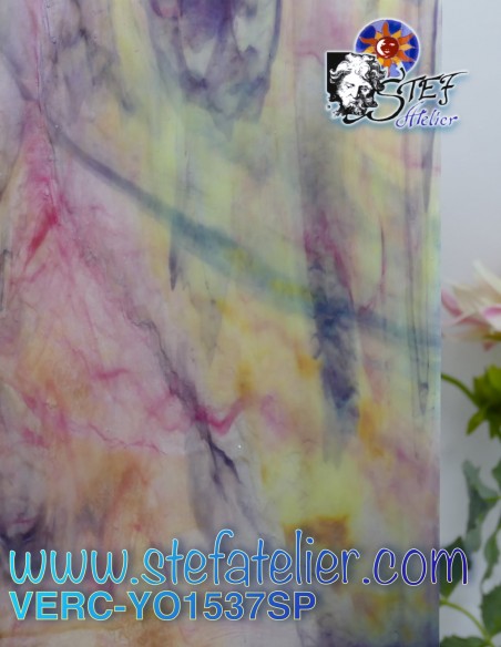 Verre "YO" jaune violet rose blanc cire 30x29cm