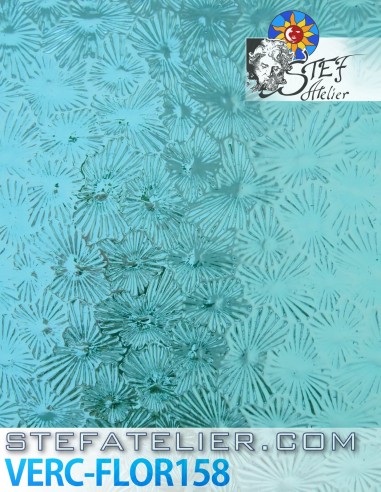 gros plan Verre "W" Florentine  turquoise 158 impression petites marguerites